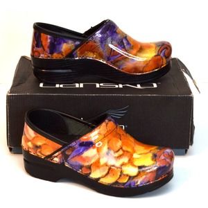 Dansko Nursing Clogs Comfort Shoes Paint Splatter Size 36 EU 6 US Patent Leather